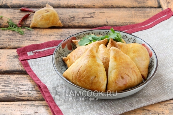 Фото самсы с картофелем и сыром