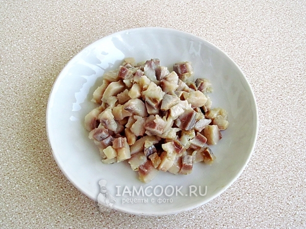 Порезать сельдь