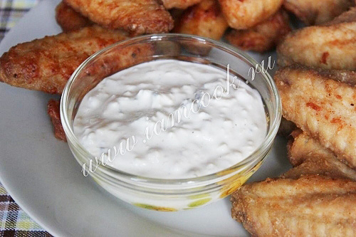 Крылышки с соусоб Blue Cheese