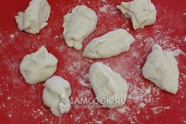 Кусочки теста