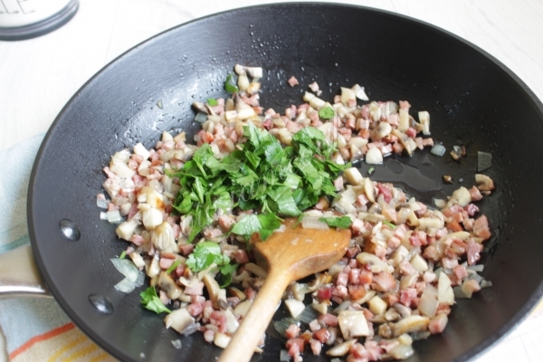 Добавить зелень