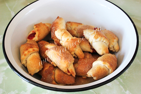 Рецепт рогаликов с повидлом