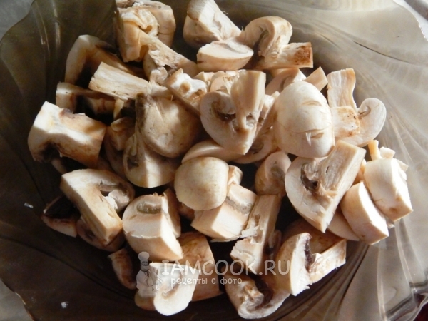 Нарезать грибы