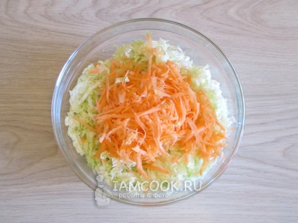 Потереть морковь