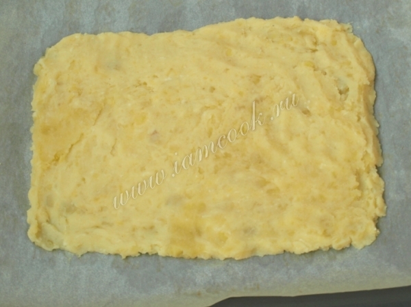 Картофель на бумаге для выпекания