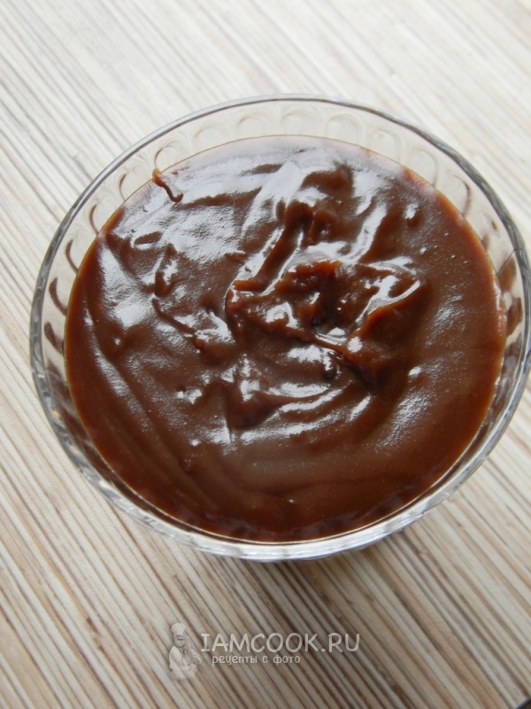 Положить крем в креманку