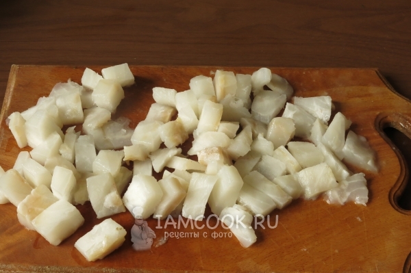 Порезать рыбу