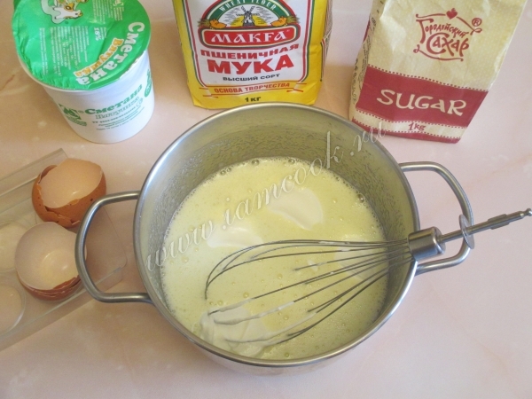 Добавить сметану