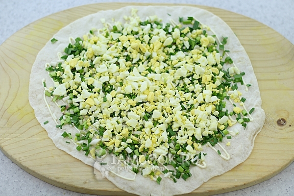 Положить яйца