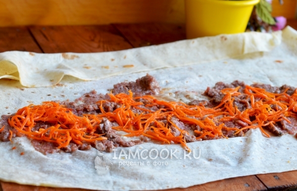 Положить морковь по-корейски