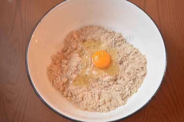 Добавить яйцо