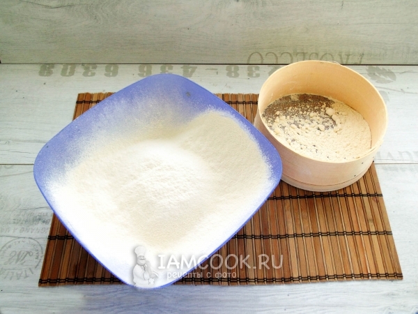 Просеять муку