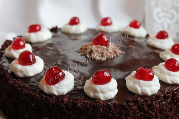 Готовый шоколадный торт «Шоколад на кипятке»