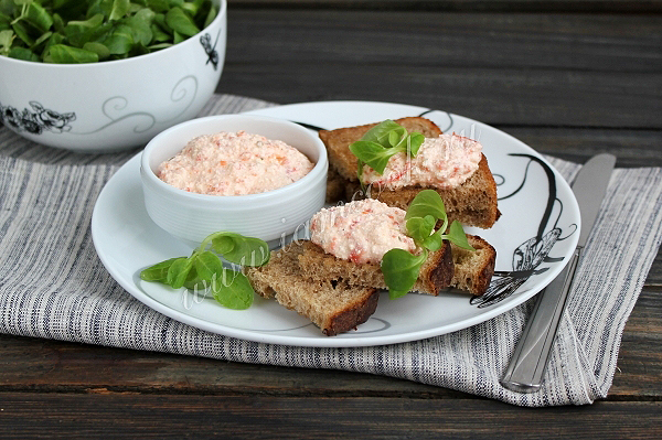 Готовим пикантную закуску из творога