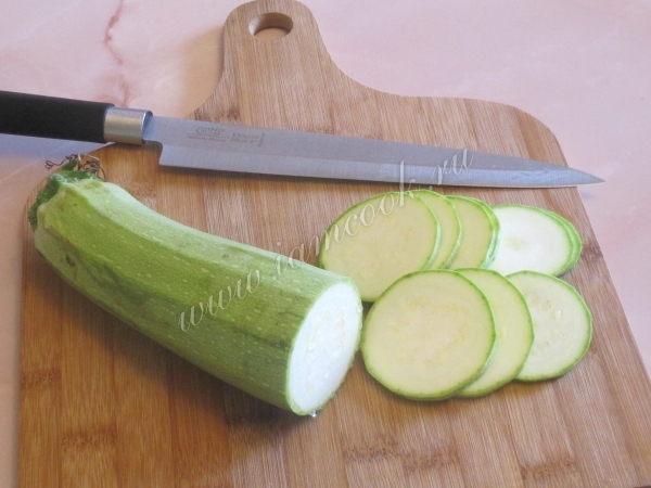 Кабачки дольки