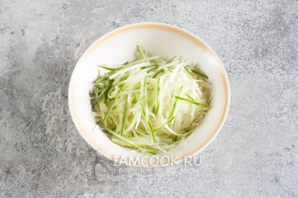 Добавить огурец