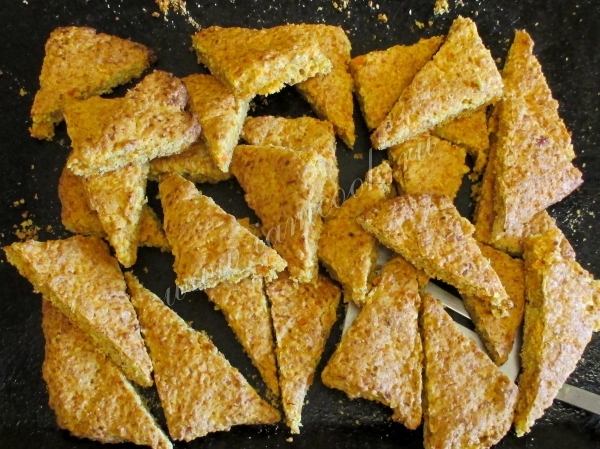 Печенье из моркови готово