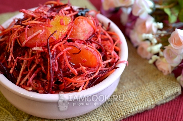 Готовый салат «Щётка» с апельсинами