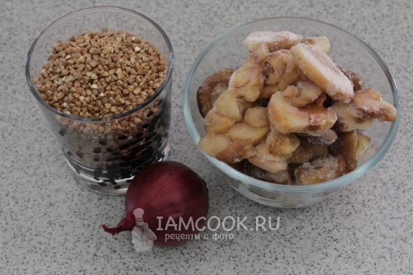 Ингредиенты для приготовления гречки с грибами в мультиварке