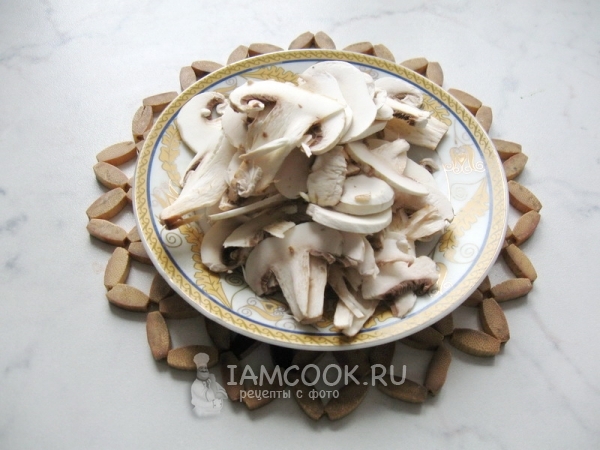 Порезать грибы