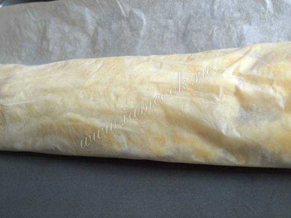 Рулет из картофеля свернутый