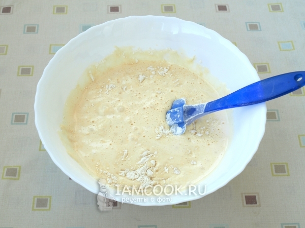 Всыпать муку