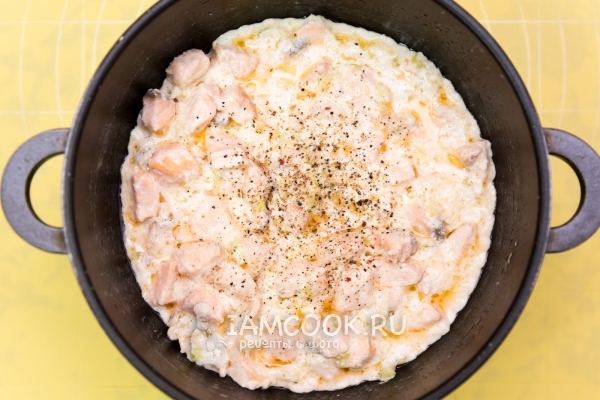 Всыпать соль и перец