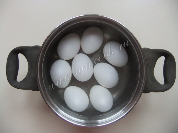 Яйца отварные