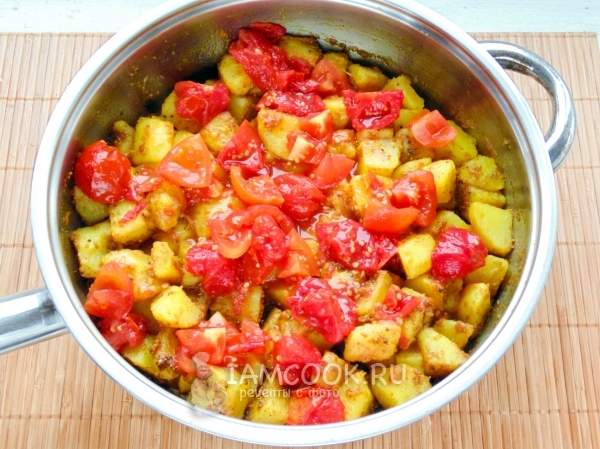 Положить помидоры