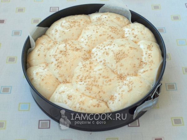 Украсить кунжутом