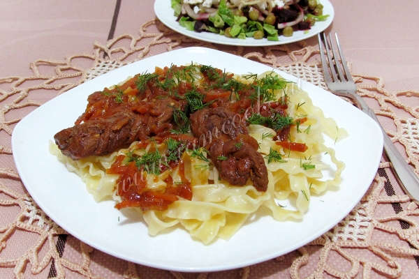 Мясные косички с макаронами