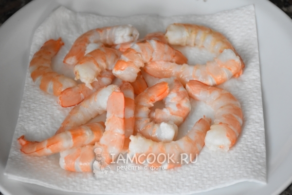 Почистить креветки