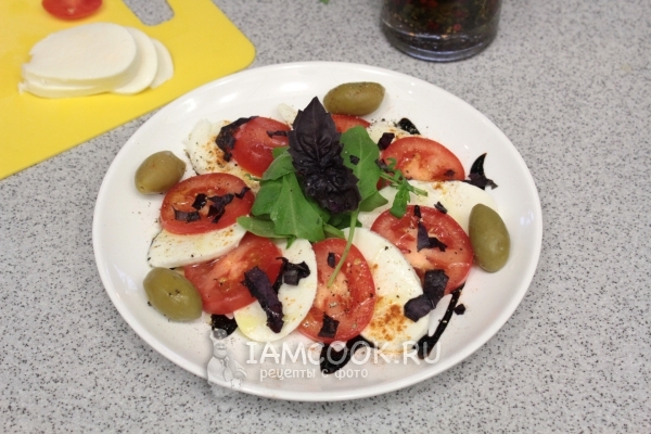 Рецепт моцареллы с помидорами