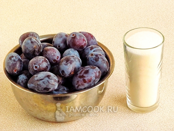 Ингредиенты для приготовления слив в собственном соку с сахаром