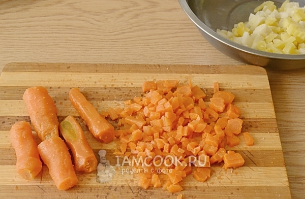 Порезать морковь