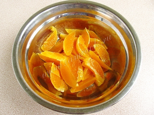 дольки апельсинов