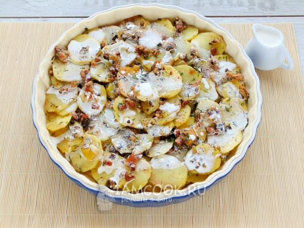 Полить сливками