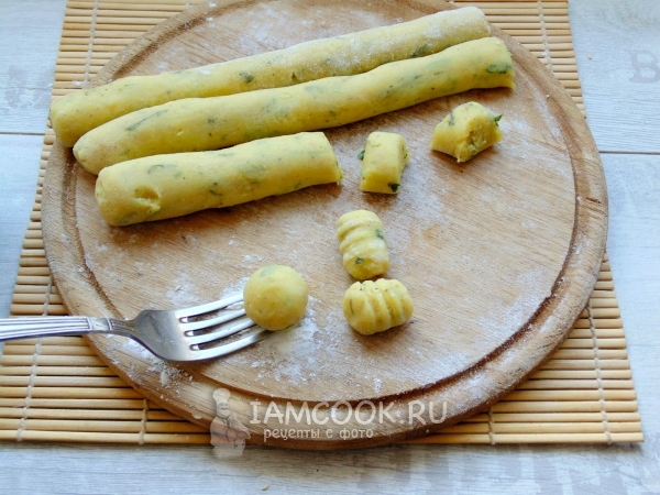 Сделать полосочки на шариках