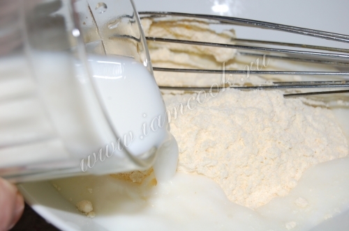 Ещё добавили воды и перемешали