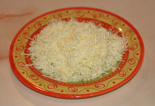 Сыр натереть на терке