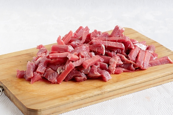 Говядина резанная