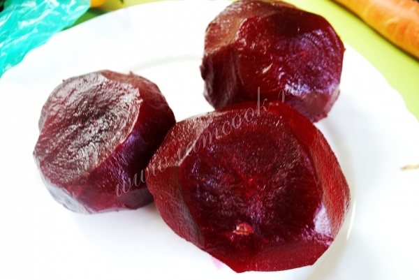 Свекла чищенная отварная