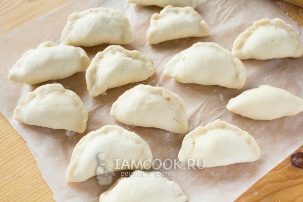 Слепить вареник