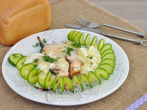 Фото кеты с картофелем в мультиварке