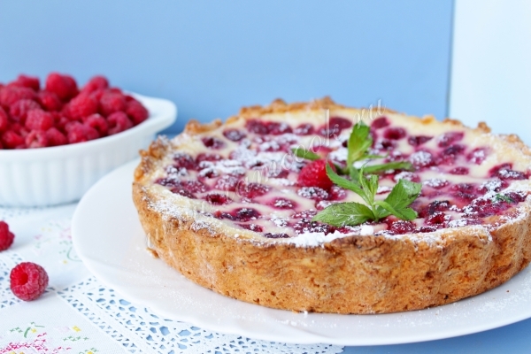 Тарт с малиной