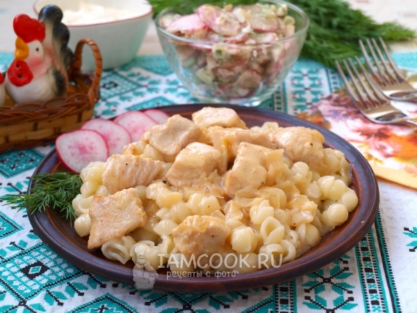 Рецепт тушеной индейки в сметане