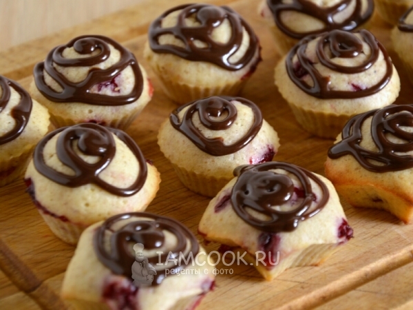 Рецепт маффинов «конфетки» с брусникой