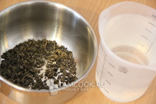 Отмерить необходимое количество чая и воды