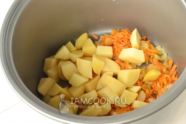 Положить картофель