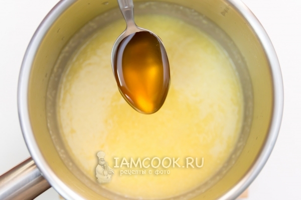 Положить мед